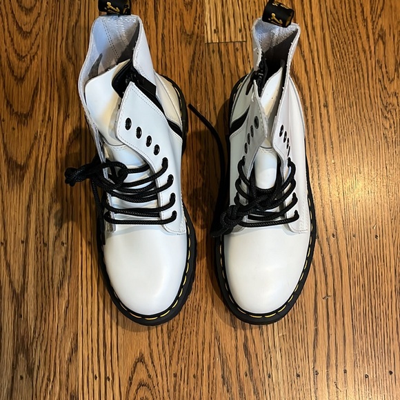 Dr. Martens Shoes - Picture 3 of 7